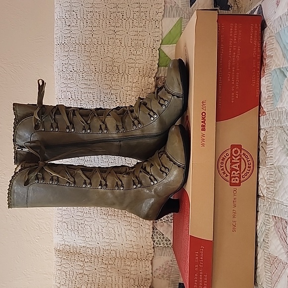 Tall laceup sage or olive green Brako boots Size 8.5, 39 - Picture 1 of 12